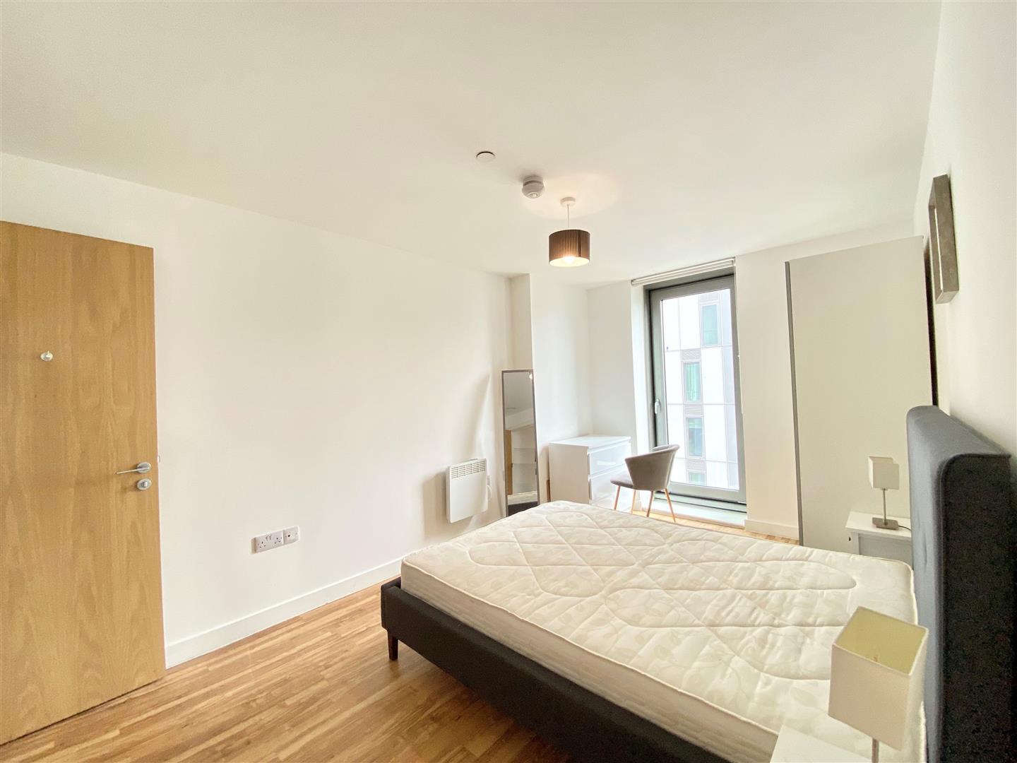 2 Bedroom Apartment To Rent image 6